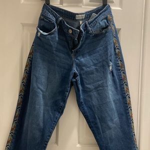 Knox Rose Jeans Women’s 12 Blue Embroidered Boho Medium Wash